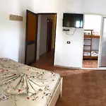Hotel Gjinaj 3*