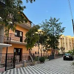 Hotel Gjinaj