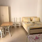 Gjinaj Hotel