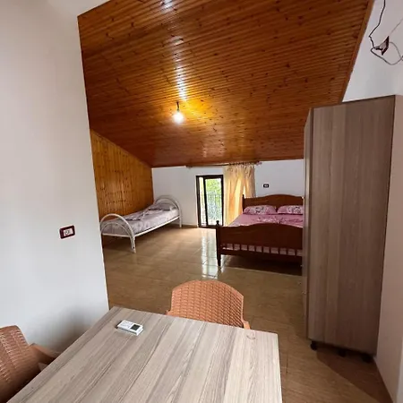 Gjinaj Hotel