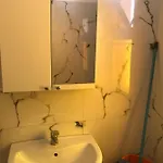 Gjinaj Отель Шенджин
