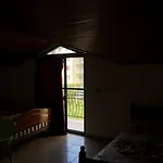 Gjinaj Отель 3*