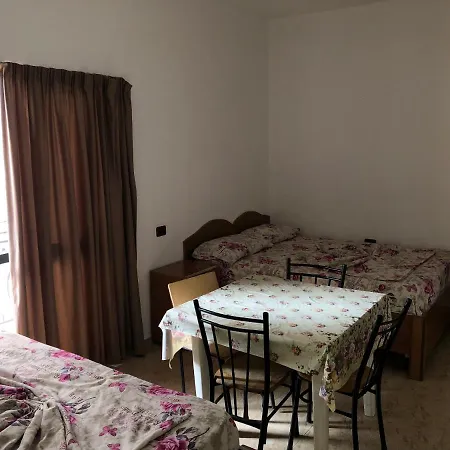 Gjinaj Hotell Shëngjin