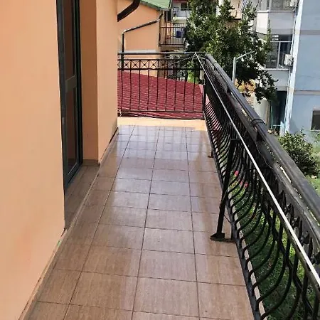 Hotel Gjinaj 3*