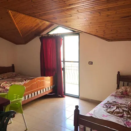 Gjinaj Hotell