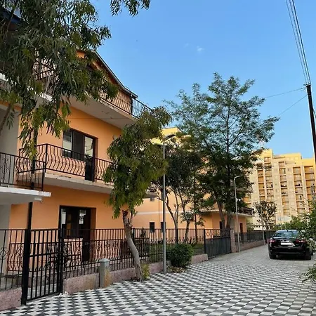 Hotell Gjinaj