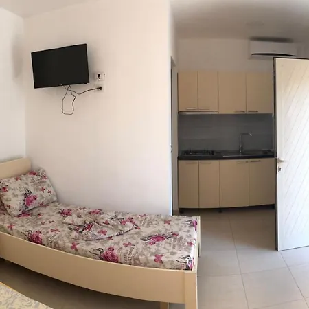 Hotel Gjinaj Shëngjin