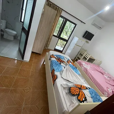 Gjinaj Hotel